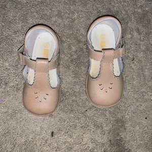 Angel kids shoes size 5 toddler